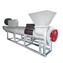 Machine de retrait d'étiquettes de bouteilles en PET